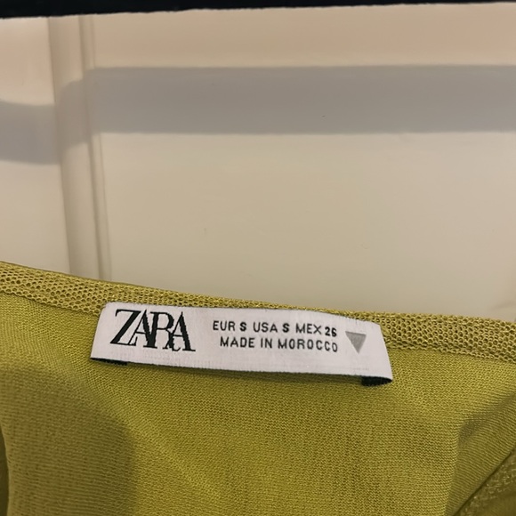 Green zara top size small - Picture 3 of 3
